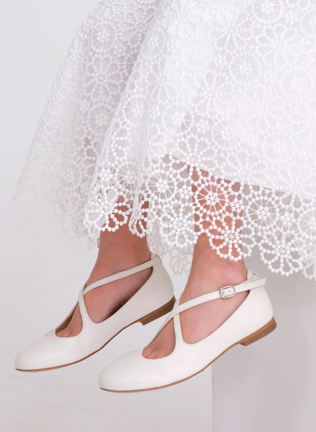 Mini White Lover Flats