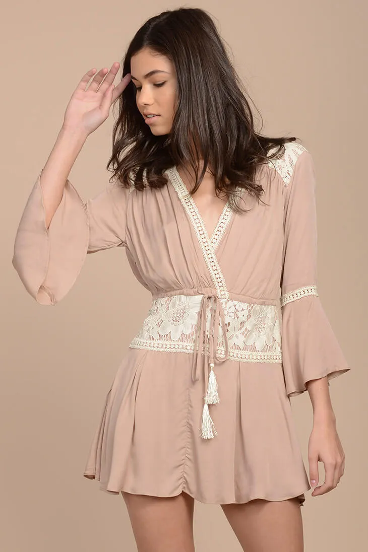 Nataly Bell Sleeve Dress Mocha