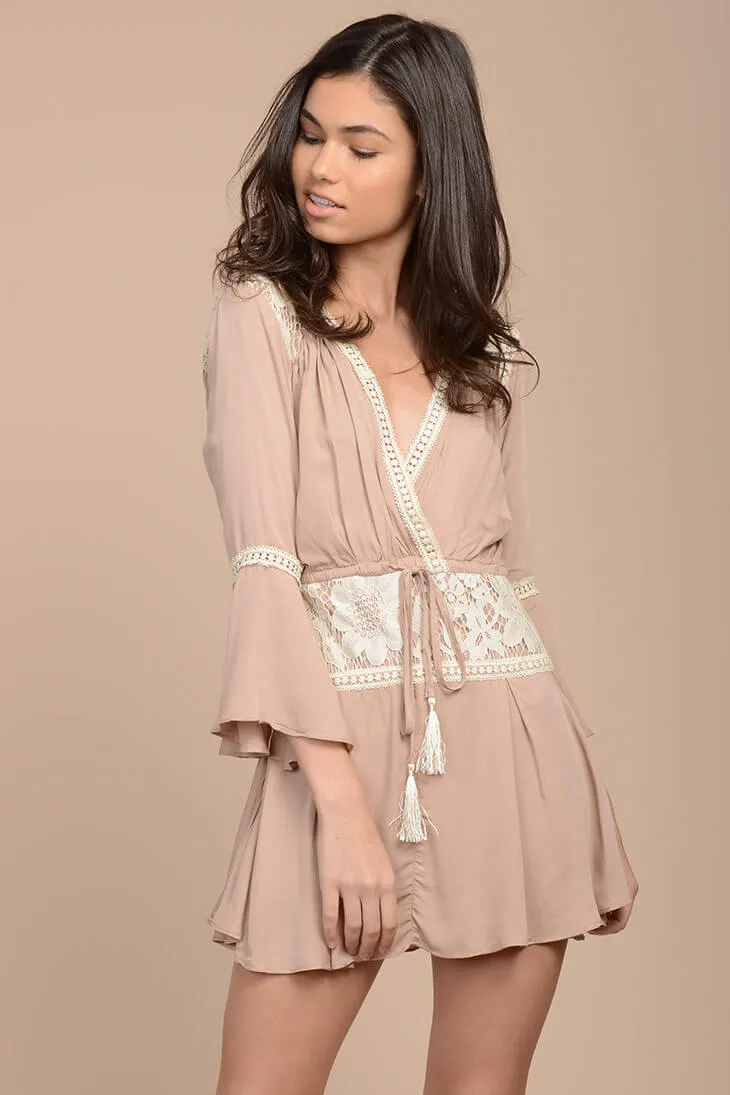 Nataly Bell Sleeve Dress Mocha