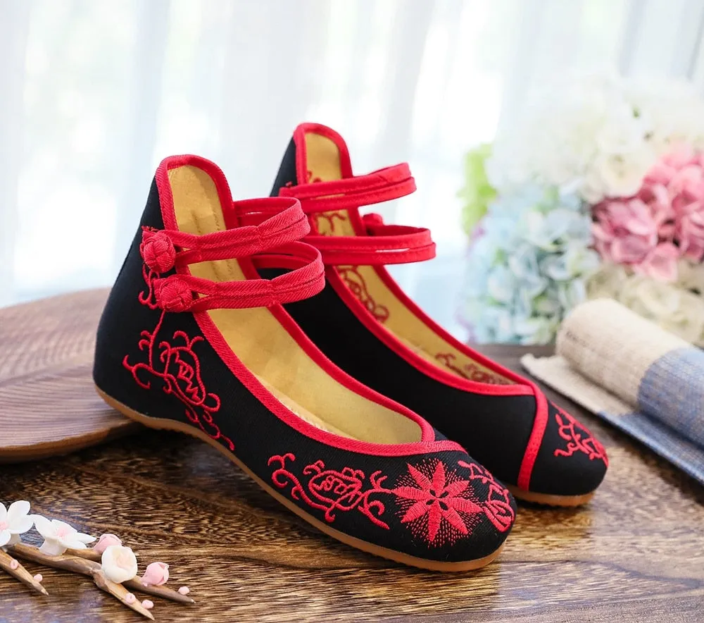 Spring Floral Embroidered Flat Shoes