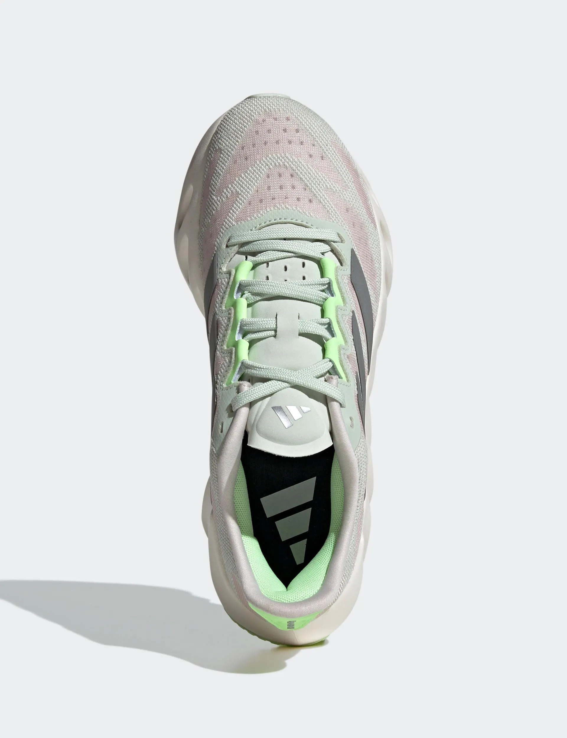 Switch FWD Running Shoes - Linen Green/Silver Metallic/Putty Mauve