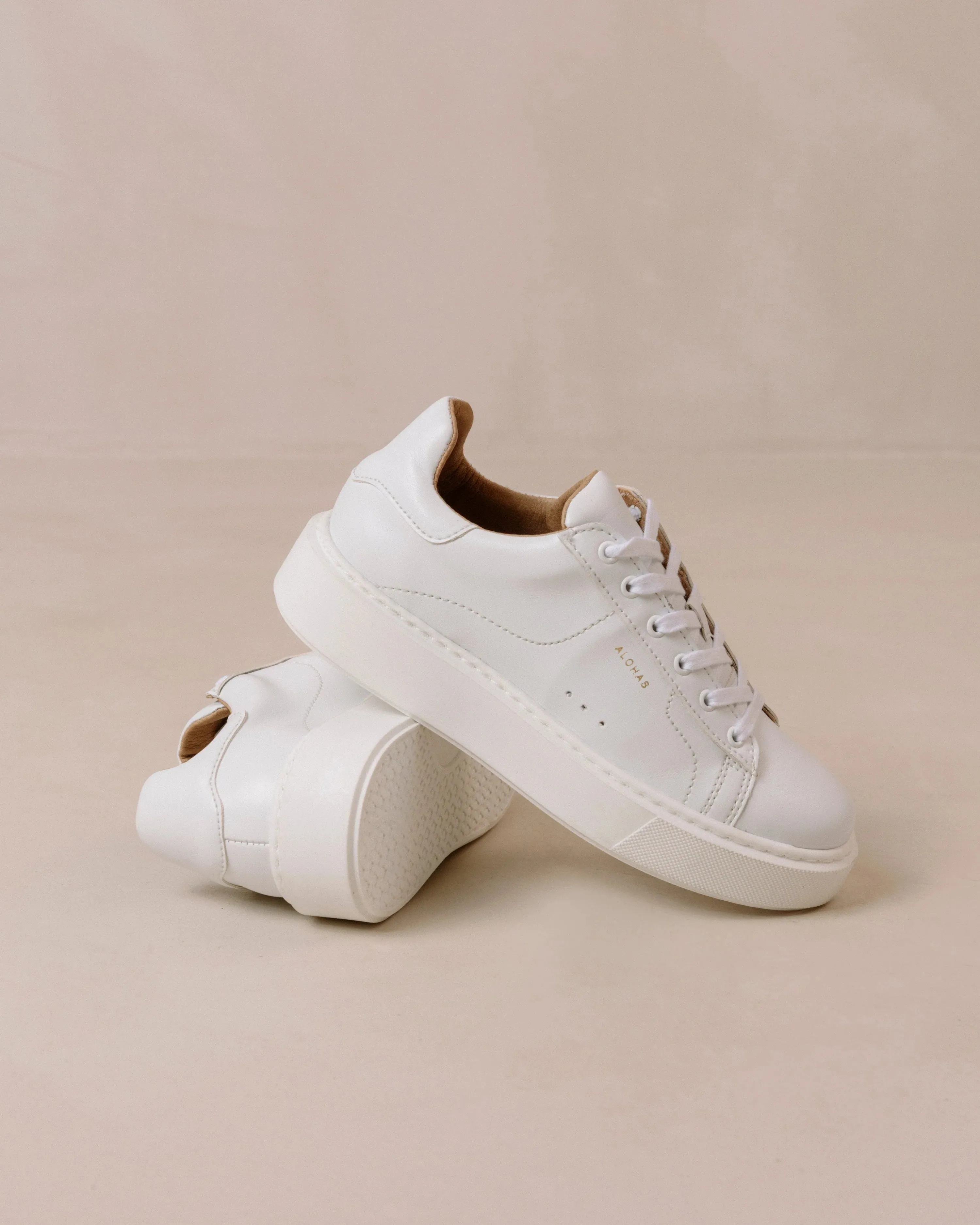 TB65 Vegan Leather Sneakers